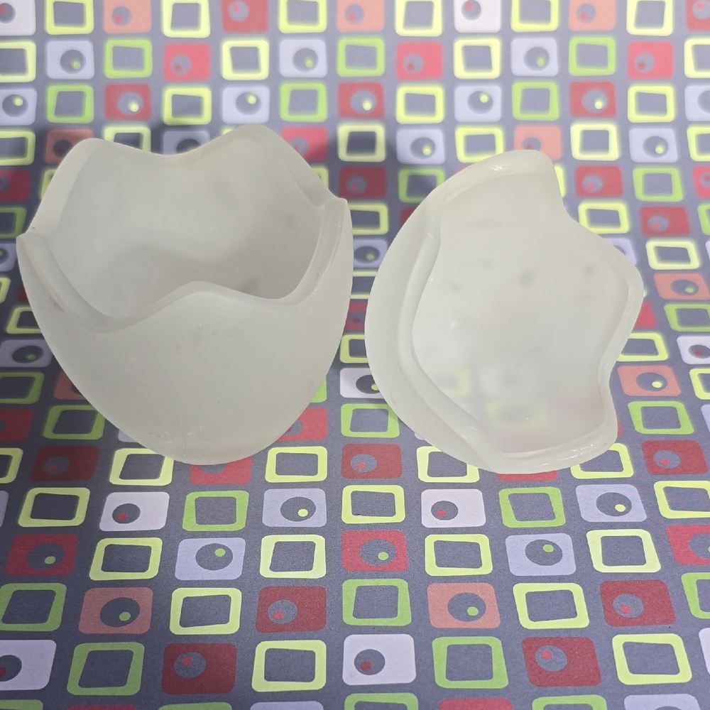 Easter, Spring White Frosted Glass Egg